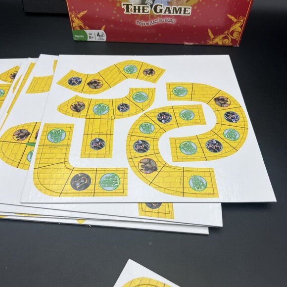 The Wizard Of Oz The Board Game By Fundex 2010 - Unpunched and Sealed parts - Picture 8 of 16